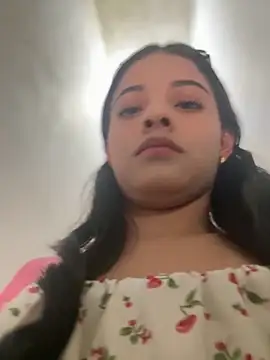 Snapshot of Arilw chatting on November 2025 02:09:02 PM Arilw online show from November 2025 02:09:02 PM