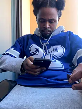 Snapshot of MobyDxck chatting on December 2024 04:29:02 PM MobyDxck online show from December 2024 04:29:02 PM