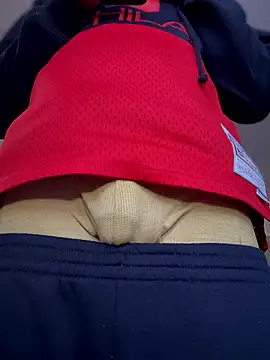 Snapshot of MobyDxck chatting on December 2024 06:11:01 PM MobyDxck online show from December 2024 06:11:01 PM