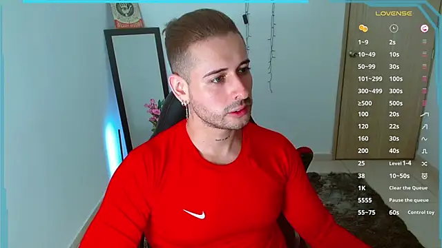 Snapshot of Ares_blue chatting on January 2025 02:18:01 PM Ares blue online show from January 2025 02:18:01 PM