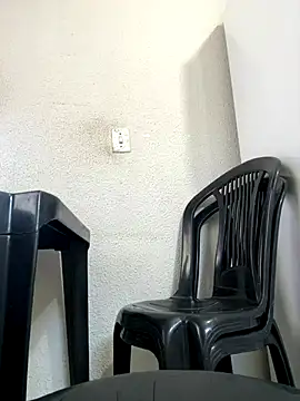 Akdablio online show from November 2025 08:05:01 PM