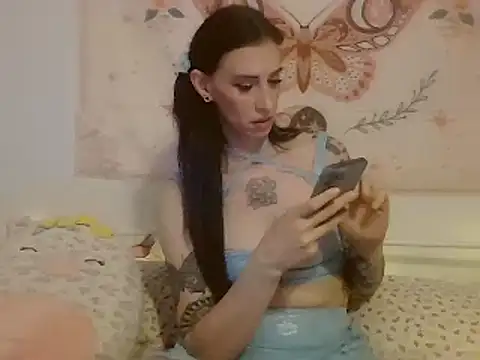 averietheangel online show from March 2025 06:56:01 PM