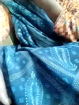 Snapshot of Cutkajal chatting on January 2025 07:48:02 AM Cutkajal online show from January 2025 07:48:02 AM