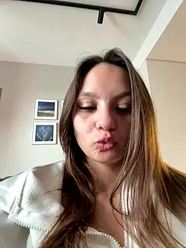 Snapshot of sweety_secret_ chatting on October 2025 10:34:02 AM sweety secret  online show from October 2025 10:34:02 AM