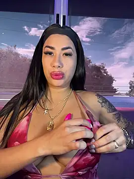 kiim taaylor online show from October 2025 01:02:02 PM