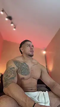 Snapshot of MassimoWalton2 chatting on June 2026 01:55:01 PM MassimoWalton2 online show from June 2026 01:55:01 PM
