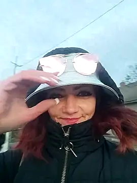 SweetLeila40 online show from April 2026 04:52:01 PM