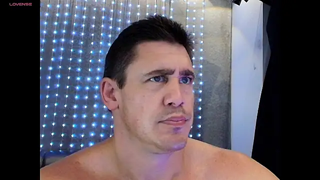 DamienSliick online show from April 2026 07:28:02 AM