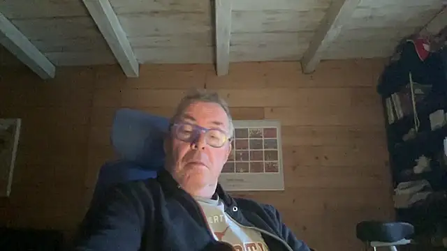 Snapshot of lelohop chatting on November 2025 07:08:01 AM lelohop online show from November 2025 07:08:01 AM