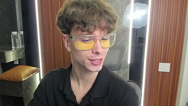 calvin love you online show from April 2026 05:10:02 PM