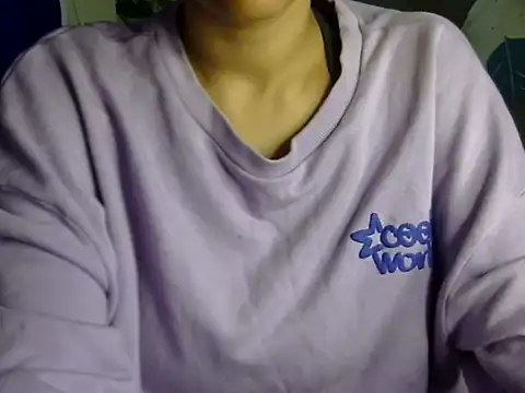 Snapshot of sexysilk1 chatting on December 2025 07:05:01 AM sexysilk1 online show from December 2025 07:05:01 AM