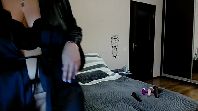 Annet1912 online show from September 2025 08:29:01 AM