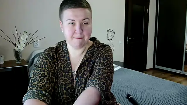 Annet1912 online show from September 2025 08:19:01 AM