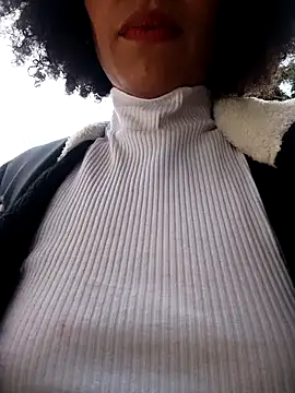 Snapshot of BlairSamy chatting on January 2025 07:00:02 PM BlairSamy online show from January 2025 07:00:02 PM