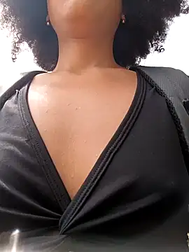 Snapshot of BlairSamy chatting on January 2025 06:07:01 PM BlairSamy online show from January 2025 06:07:01 PM