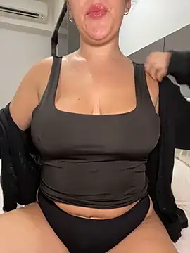 Snapshot of lilylush24 chatting on March 2025 07:46:02 AM lilylush24 online show from March 2025 07:46:02 AM