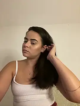 rebeccaareys online show from December 2024 10:18:01 PM