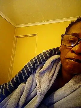 Snapshot of bustybillies chatting on July 2026 05:08:01 PM bustybillies online show from July 2026 05:08:01 PM