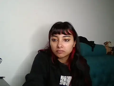 Snapshot of annibaby_88 chatting on November 2025 07:18:01 PM annibaby 88 online show from November 2025 07:18:01 PM