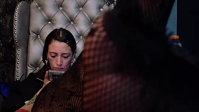 Snapshot of LusstCruella chatting on May 2026 11:23:04 PM LusstCruella online show from May 2026 11:23:04 PM