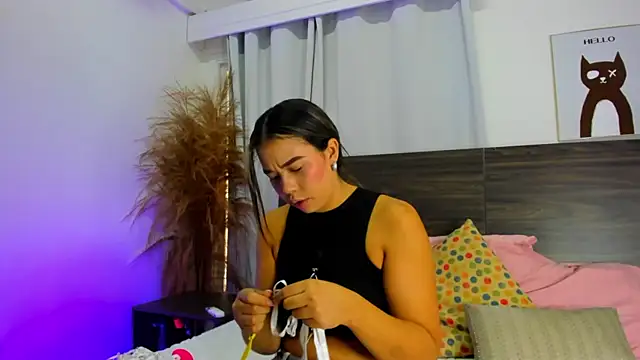 Martina Miiller online show from February 2025 12:59:01 PM