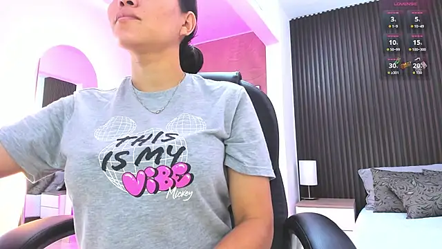 Snapshot of natasha__jackson chatting on November 2025 12:38:02 PM natasha jackson online show from November 2025 12:38:02 PM