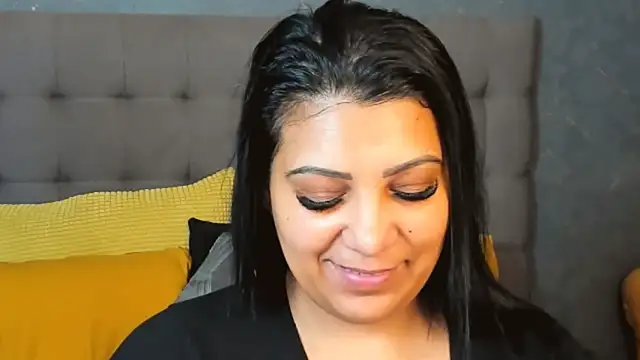 Snapshot of AmyCubes chatting on March 2026 04:15:02 AM AmyCubes online show from March 2026 04:15:02 AM