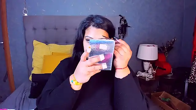 Snapshot of AmyCubes chatting on April 2026 02:55:01 AM AmyCubes online show from April 2026 02:55:01 AM