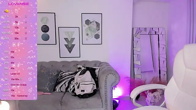 kendaall jenner  online show from January 2025 10:17:02 AM