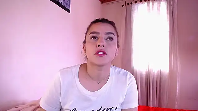 Lu perez online show from October 2025 07:11:02 PM