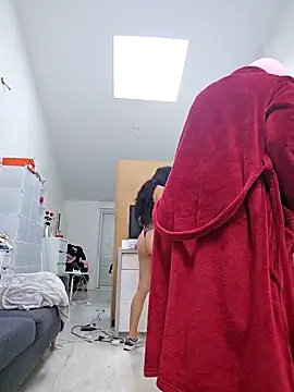 enolaxxx online show from September 2025 12:38:02 PM