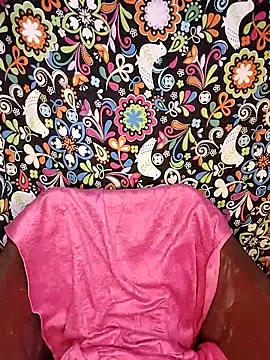 Sreya213 online show from May 2026 05:18:01 PM
