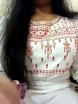 Snapshot of Rina777o chatting on January 2025 05:20:01 PM Rina777o online show from January 2025 05:20:01 PM