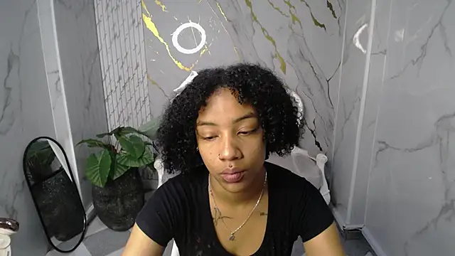 Violeth b online show from October 2025 12:45:01 PM