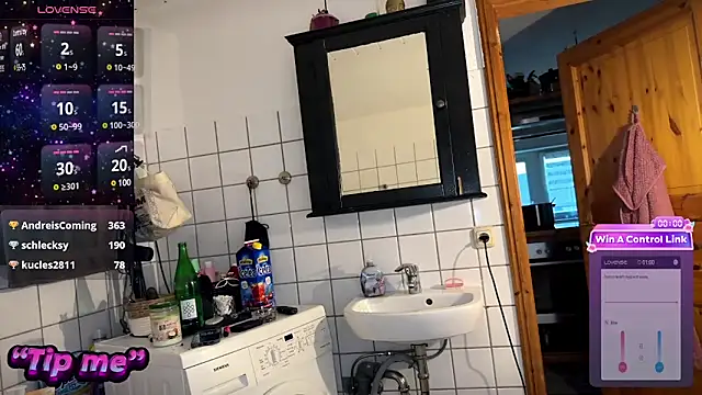 Snapshot of elina_may chatting on December 2024 01:59:02 PM elina may online show from December 2024 01:59:02 PM