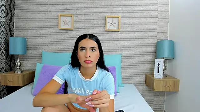 IssabellaLopez online show from December 2024 07:36:01 PM