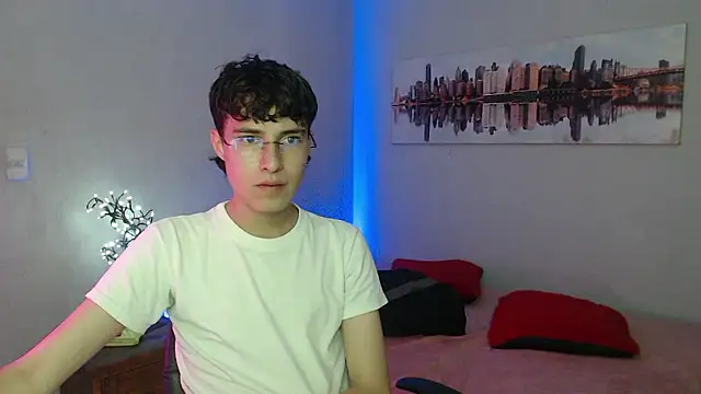 Jeam hot online show from December 2024 09:13:02 PM