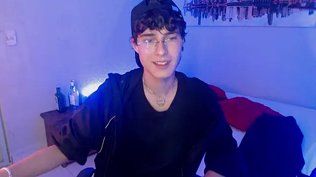 Jeam hot online show from January 2025 01:10:01 AM