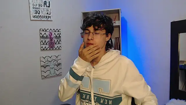 Jeam hot online show from January 2025 09:22:01 PM