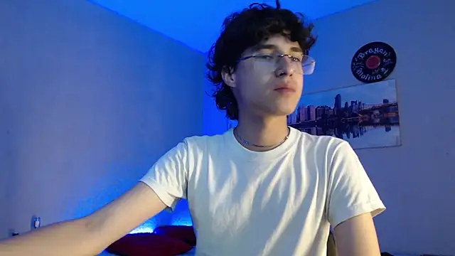 Jeam hot online show from February 2025 04:04:01 PM