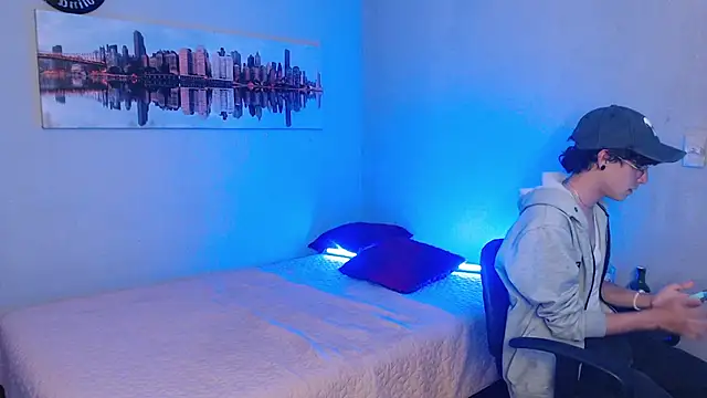 Jeam hot online show from February 2025 09:36:01 PM