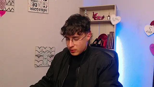 Jeam hot online show from March 2025 12:29:02 AM