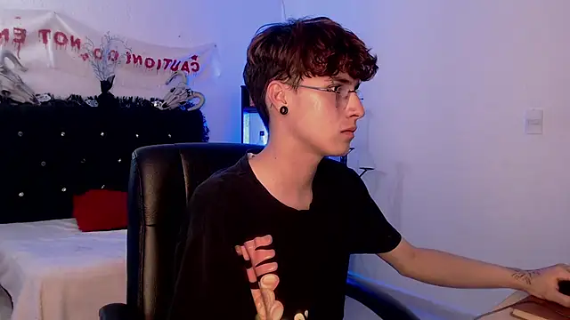 Jeam hot online show from October 2025 09:48:02 PM