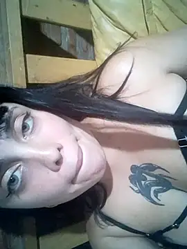 lucylovles online show from May 2026 04:51:01 AM