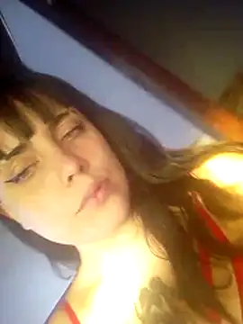 lucylovles online show from May 2026 06:38:02 PM