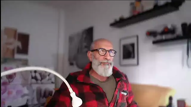 Snapshot of perro-de-katty chatting on November 2025 01:39:02 PM perro-de-katty online show from November 2025 01:39:02 PM