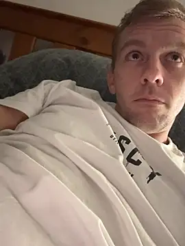 aus guy93 online show from July 2026 07:06:02 PM