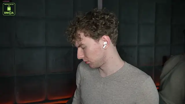 Snapshot of Tony_Talorr chatting on March 2025 08:21:02 PM Tony Talorr online show from March 2025 08:21:02 PM