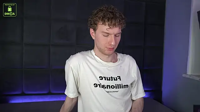 Snapshot of Tony_Talorr chatting on March 2025 08:44:02 PM Tony Talorr online show from March 2025 08:44:02 PM