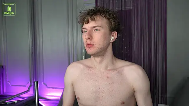 Snapshot of Tony_Talorr chatting on March 2025 04:37:02 AM Tony Talorr online show from March 2025 04:37:02 AM